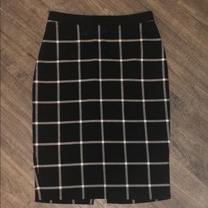 H&M Black and White Plaid skirt